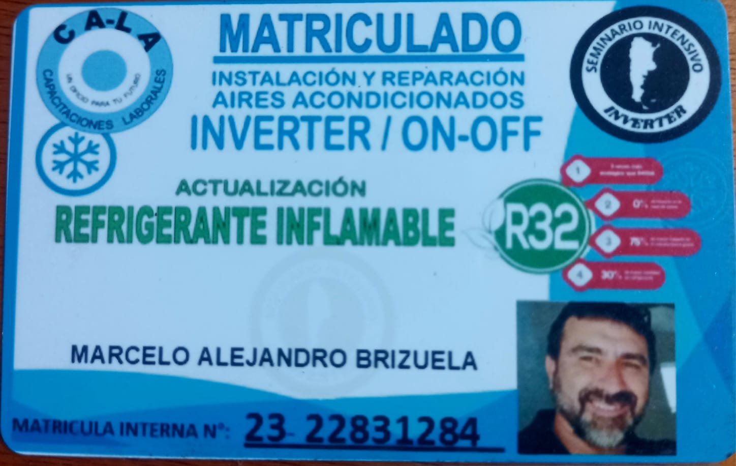 Frente de matricula de intalador de aire acondicionado